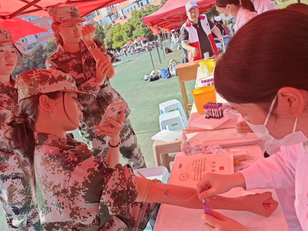 24.10 文理学院宣传造干5.jpg